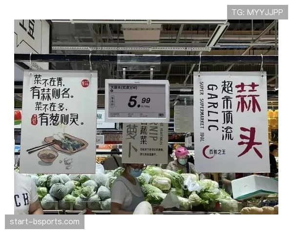 郭艾伦逛个超市都能被围观要签名，这阵仗跟顶流爱豆有啥区别